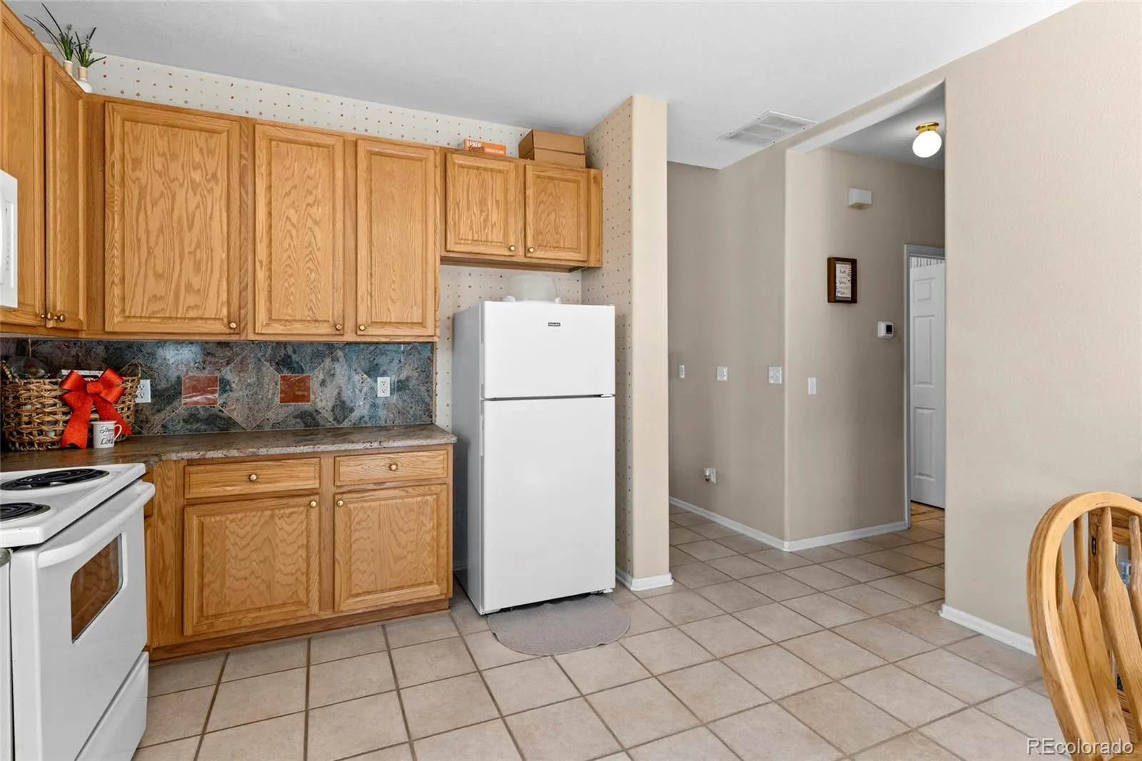 18531 E Vassar Drive Aurora CO 80013 | MLS #REC6354783 08152026020549 1600 11