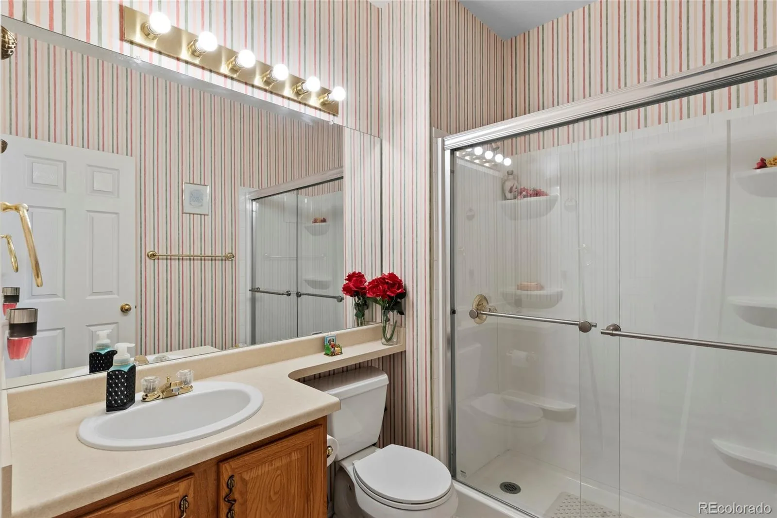 18531 E Vassar Drive Aurora CO 80013 | MLS #REC6354783 08152026020549 1600 21