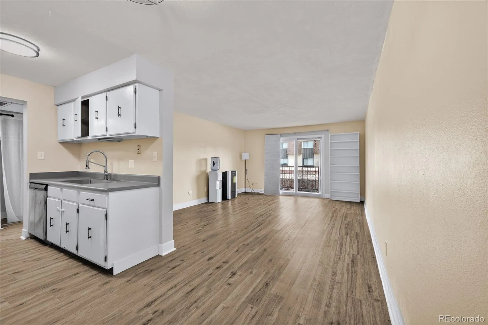 7755 E Quincy Avenue #203A2 Denver CO 80237 MLS #REC6355642 04012026165949 1600 12