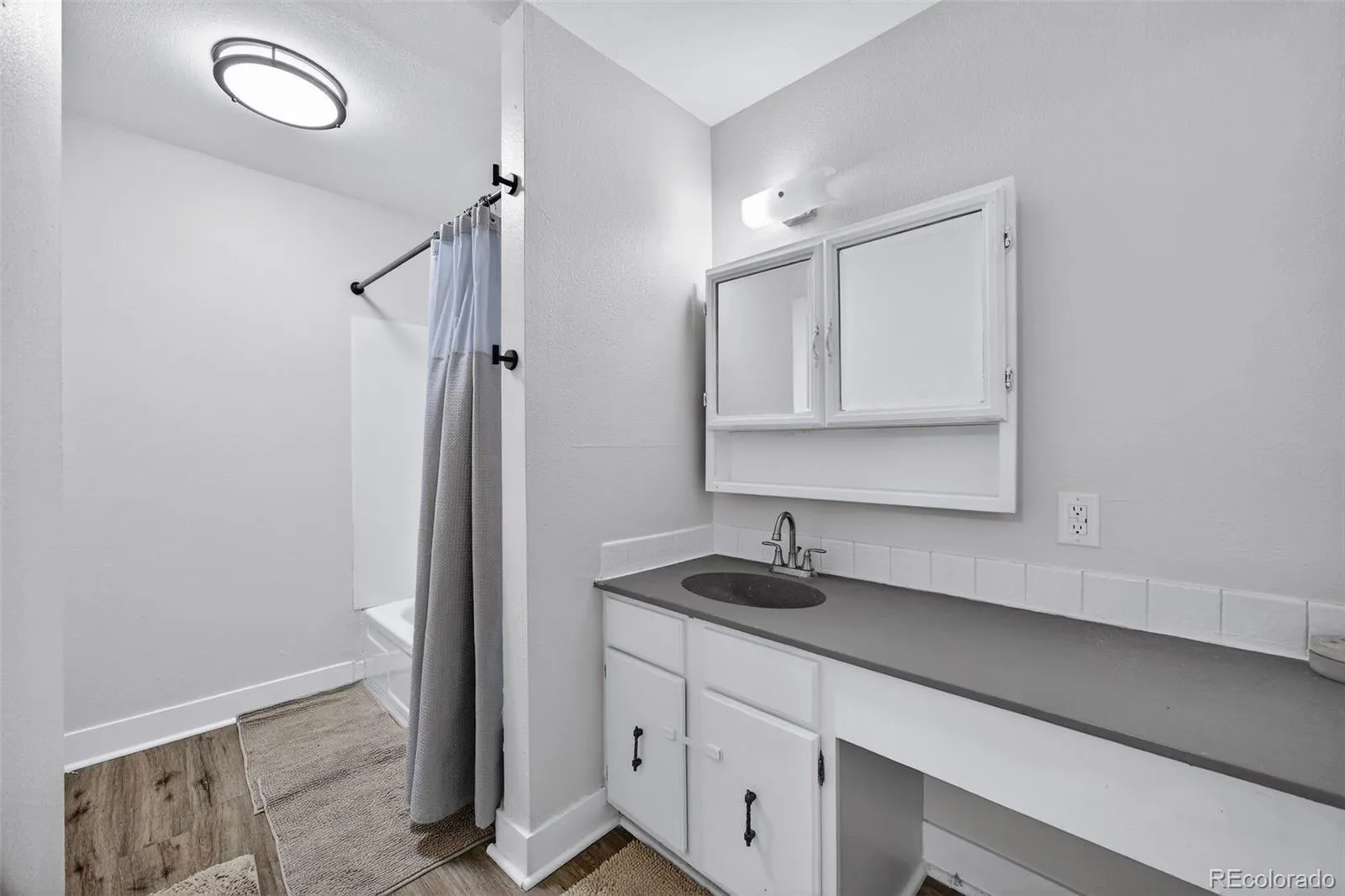 7755 E Quincy Avenue #203A2 Denver CO 80237 MLS #REC6355642 04012026165949 1600 15