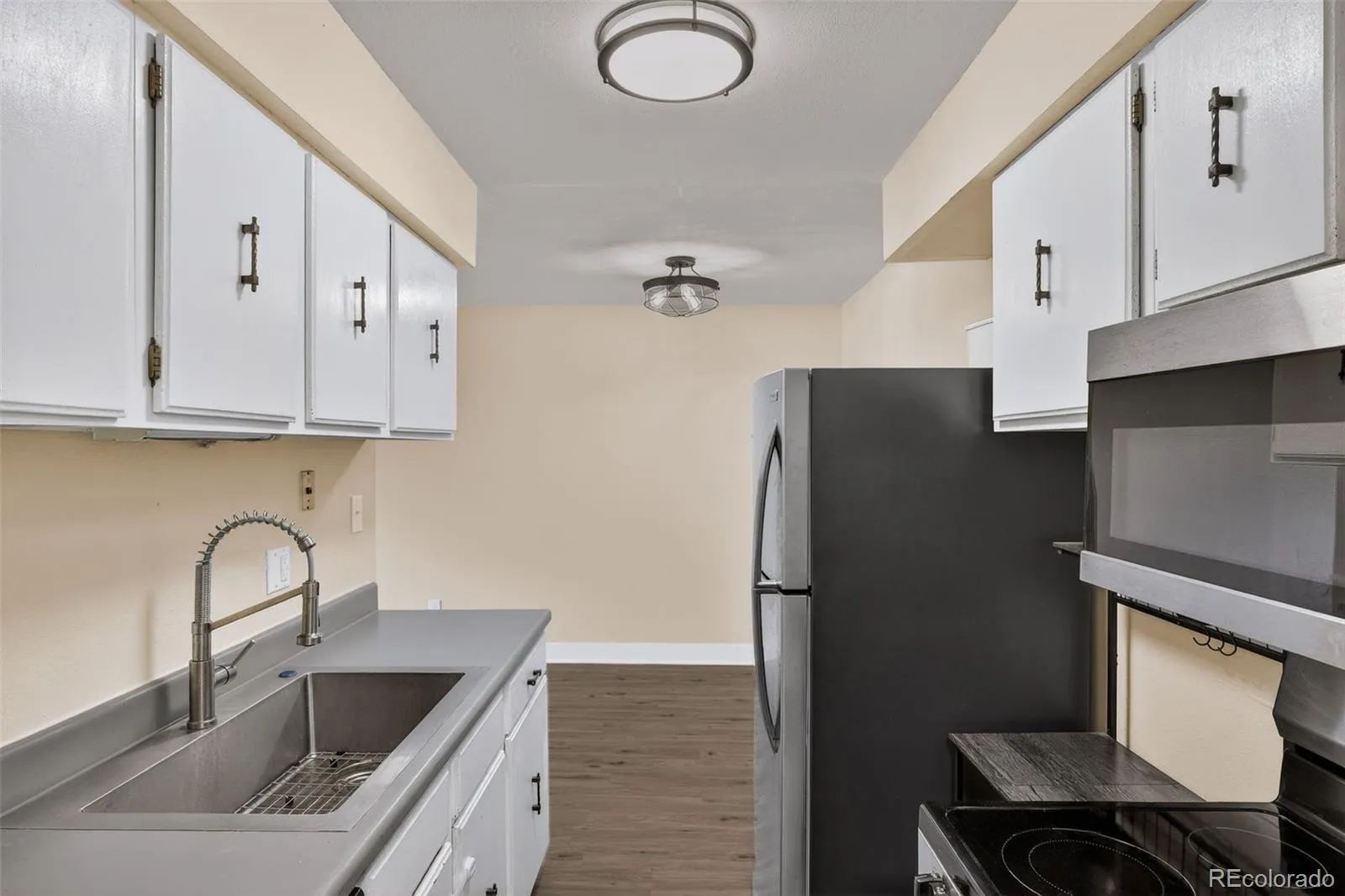 7755 E Quincy Avenue #203A2 Denver CO 80237 MLS #REC6355642 04012026165949 1600 4