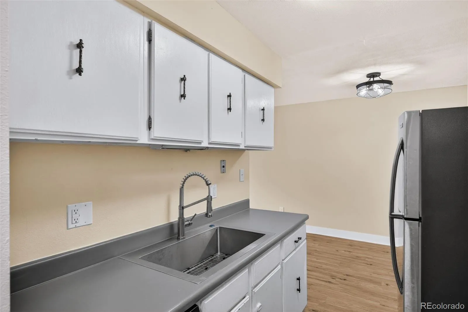 7755 E Quincy Avenue #203A2 Denver CO 80237 MLS #REC6355642 04012026165949 1600 6