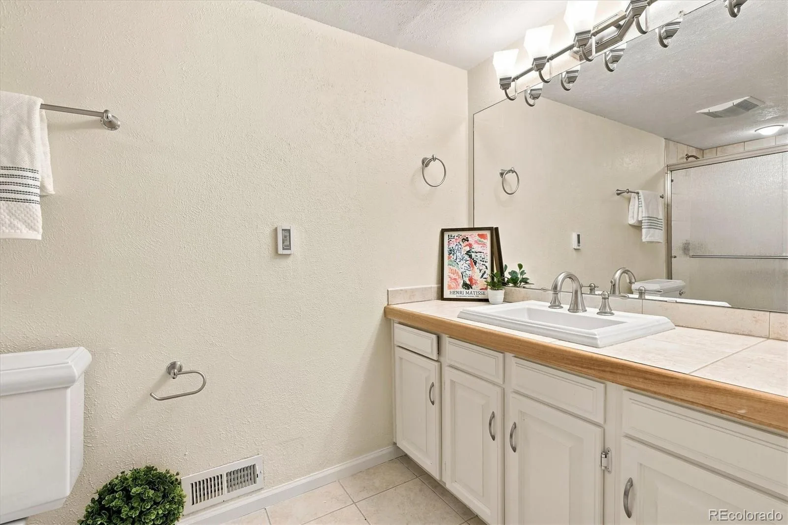 6356 S Glencoe Court Centennial CO 80121 | MLS #REC6356409 08172026164804 1600 36