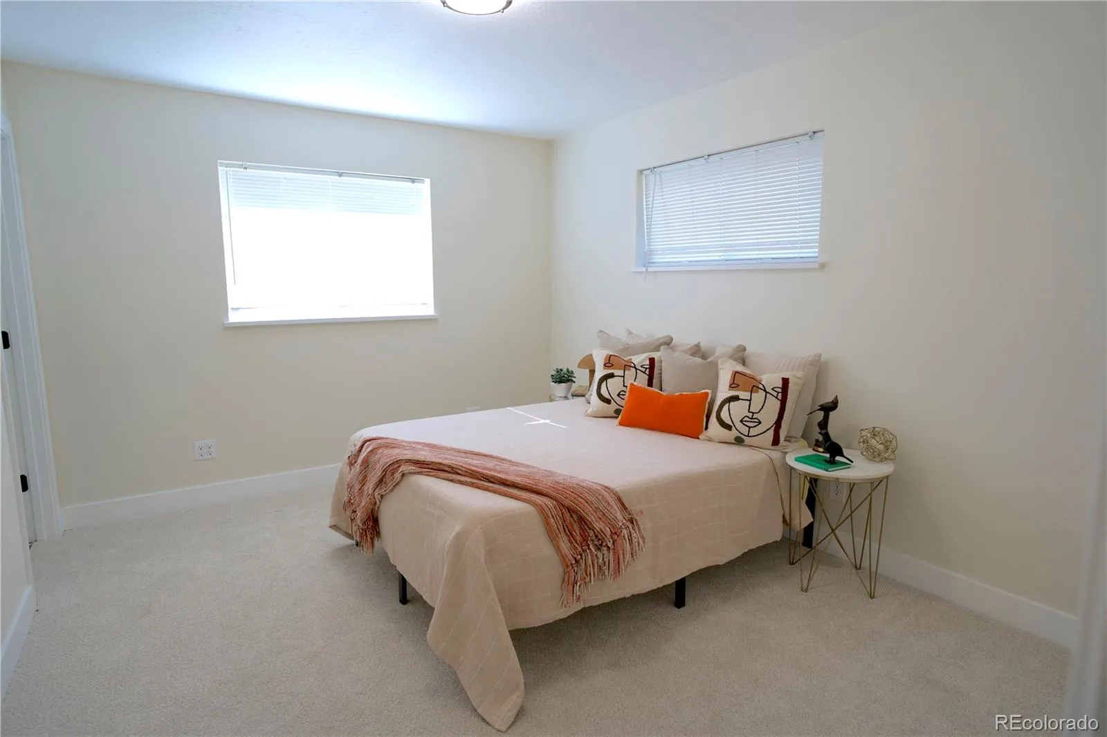 647 S Jasmine Way Denver CO 80224 MLS #REC6359716 05192026202934 1600 14