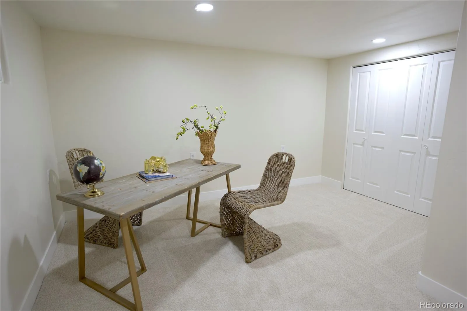 647 S Jasmine Way Denver CO 80224 MLS #REC6359716 05192026202934 1600 28
