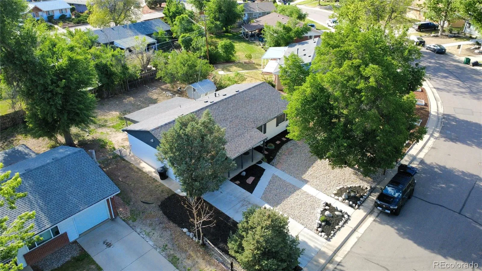 647 S Jasmine Way Denver CO 80224 MLS #REC6359716 05192026202934 1600 38