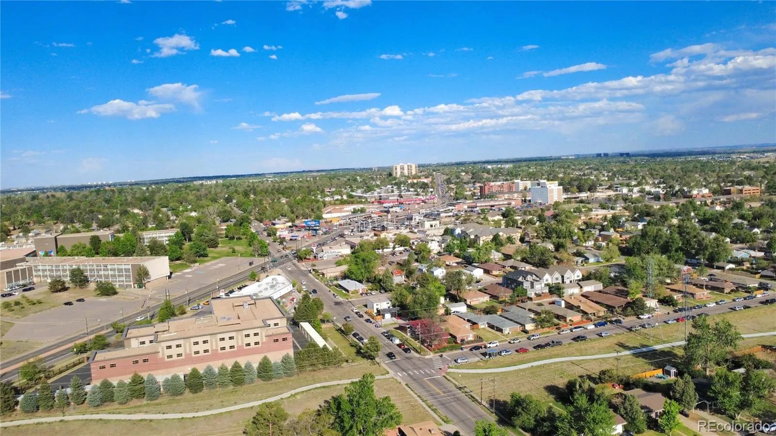 647 S Jasmine Way Denver CO 80224 MLS #REC6359716 05192026202934 1600 44