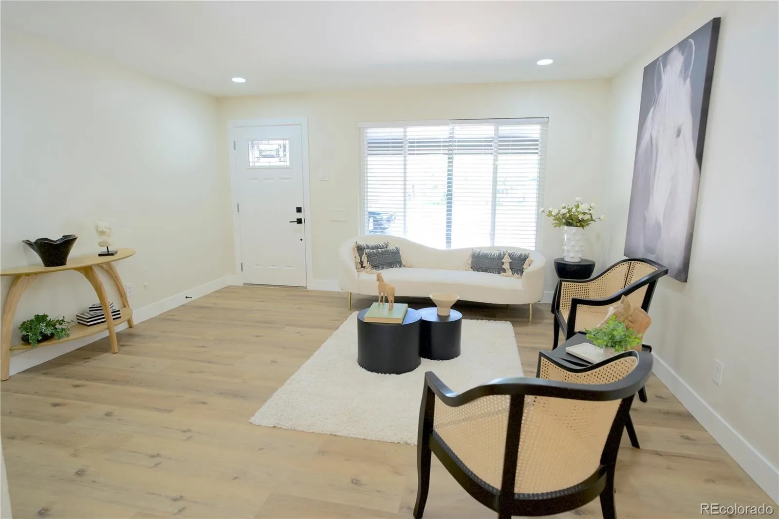 647 S Jasmine Way Denver CO 80224 MLS #REC6359716 05192026202934 1600 8