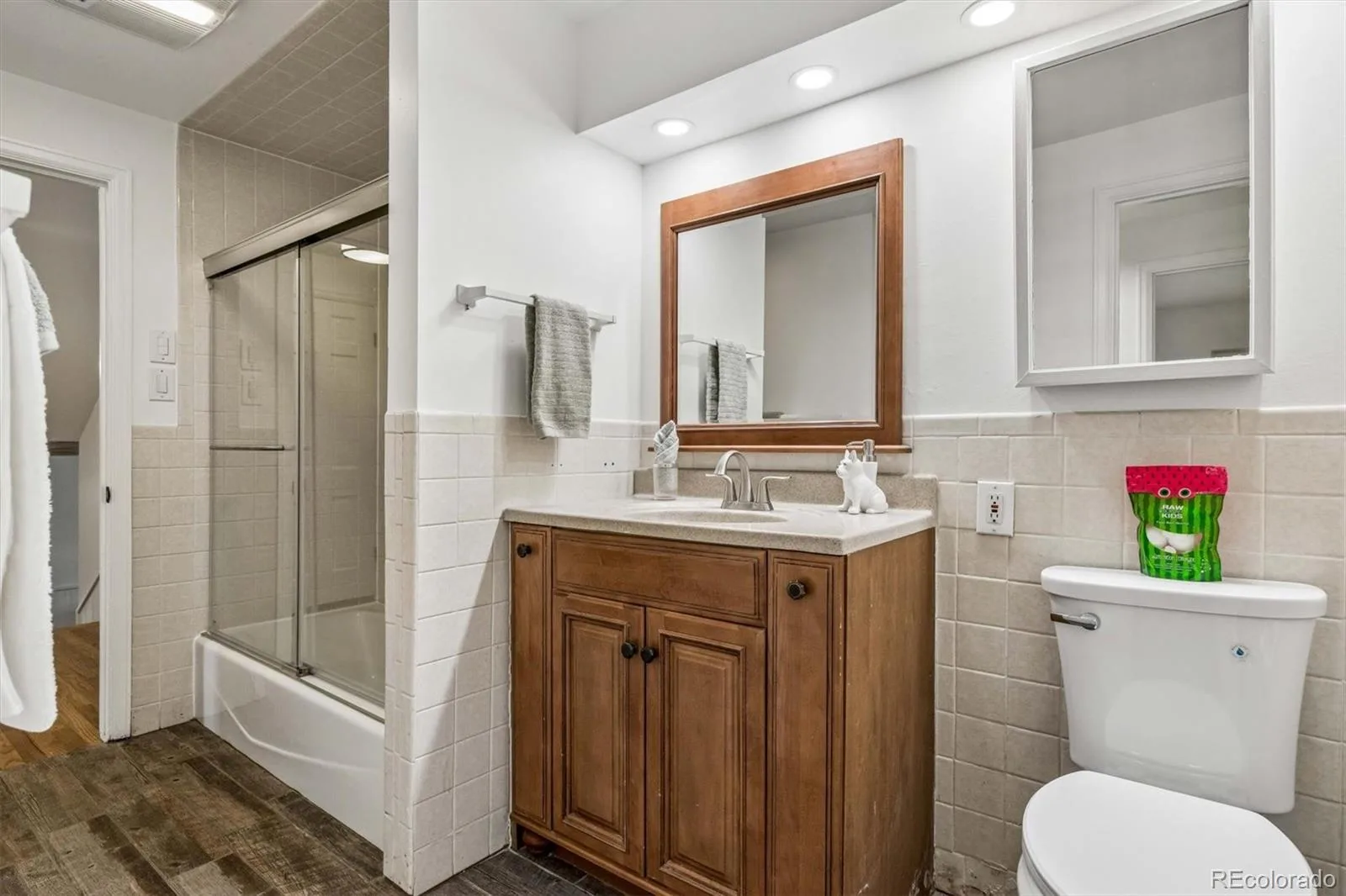 2700 E Bates Avenue Denver CO 80210 MLS #REC6360917 06132026192443 1600 27