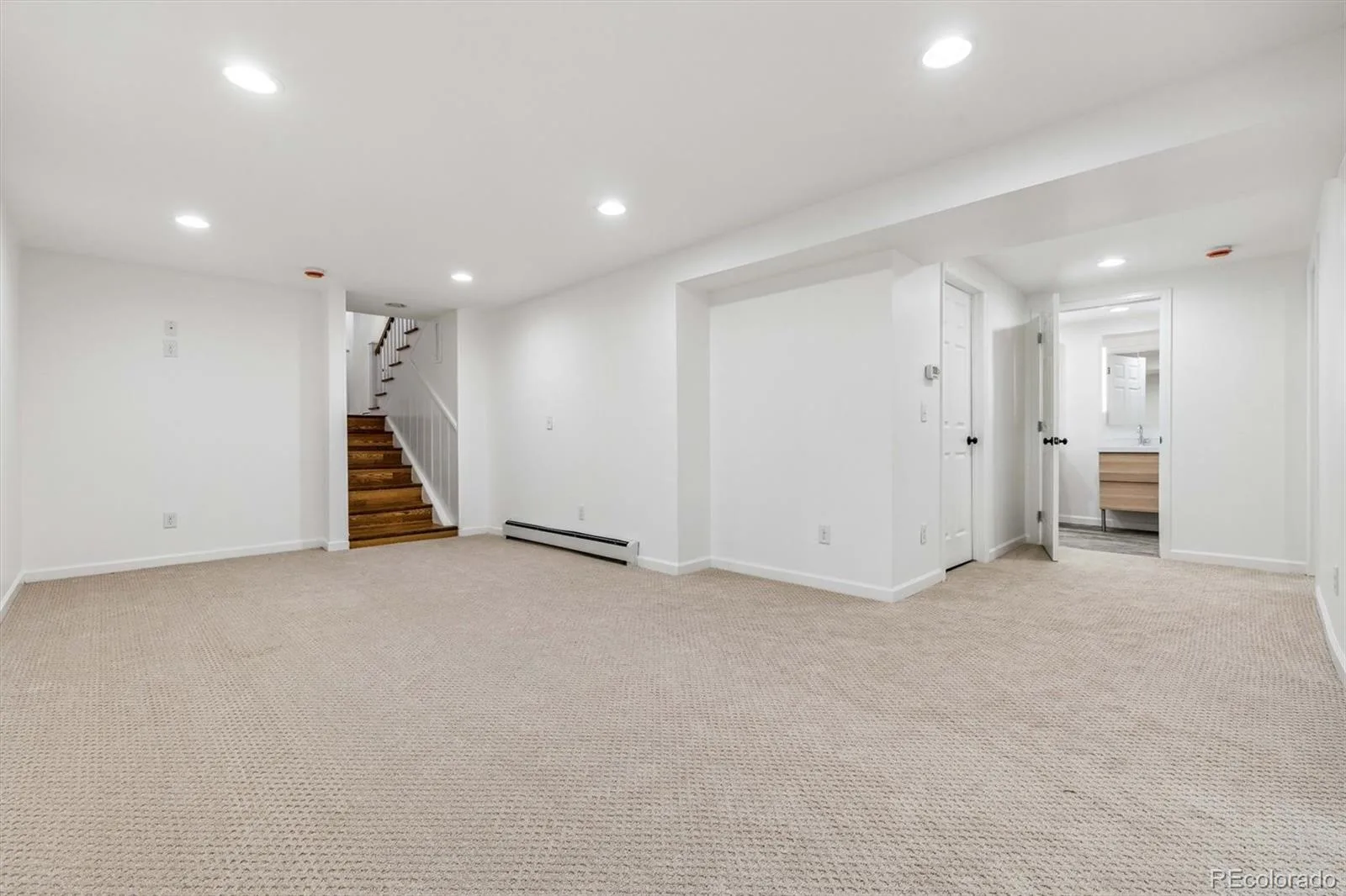2700 E Bates Avenue Denver CO 80210 MLS #REC6360917 06132026192443 1600 31