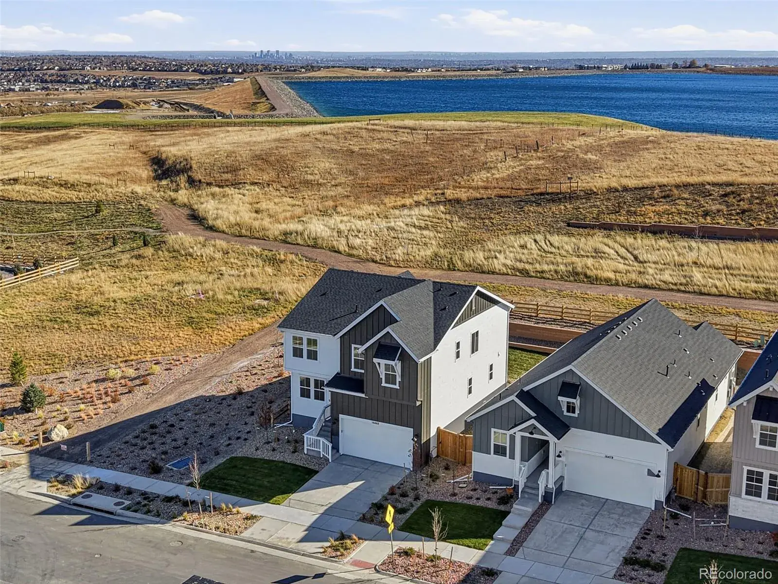 11192025011359 1600 0