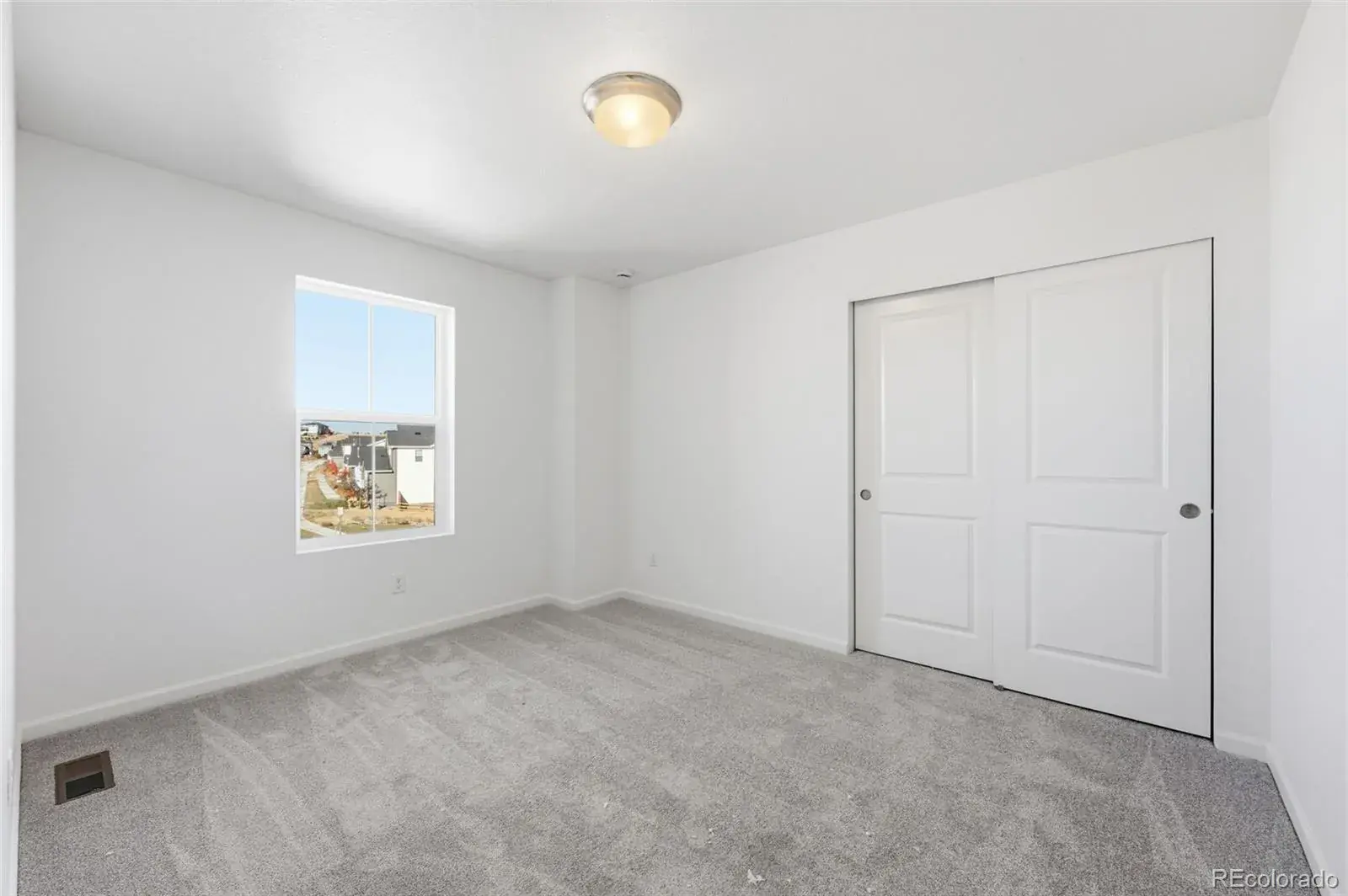 11192025011359 1600 19