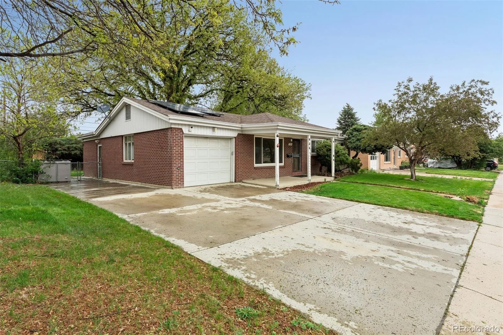 3225 W Chenango Avenue Englewood CO 80110 MLS #REC6361332 05222026221527 1600 0