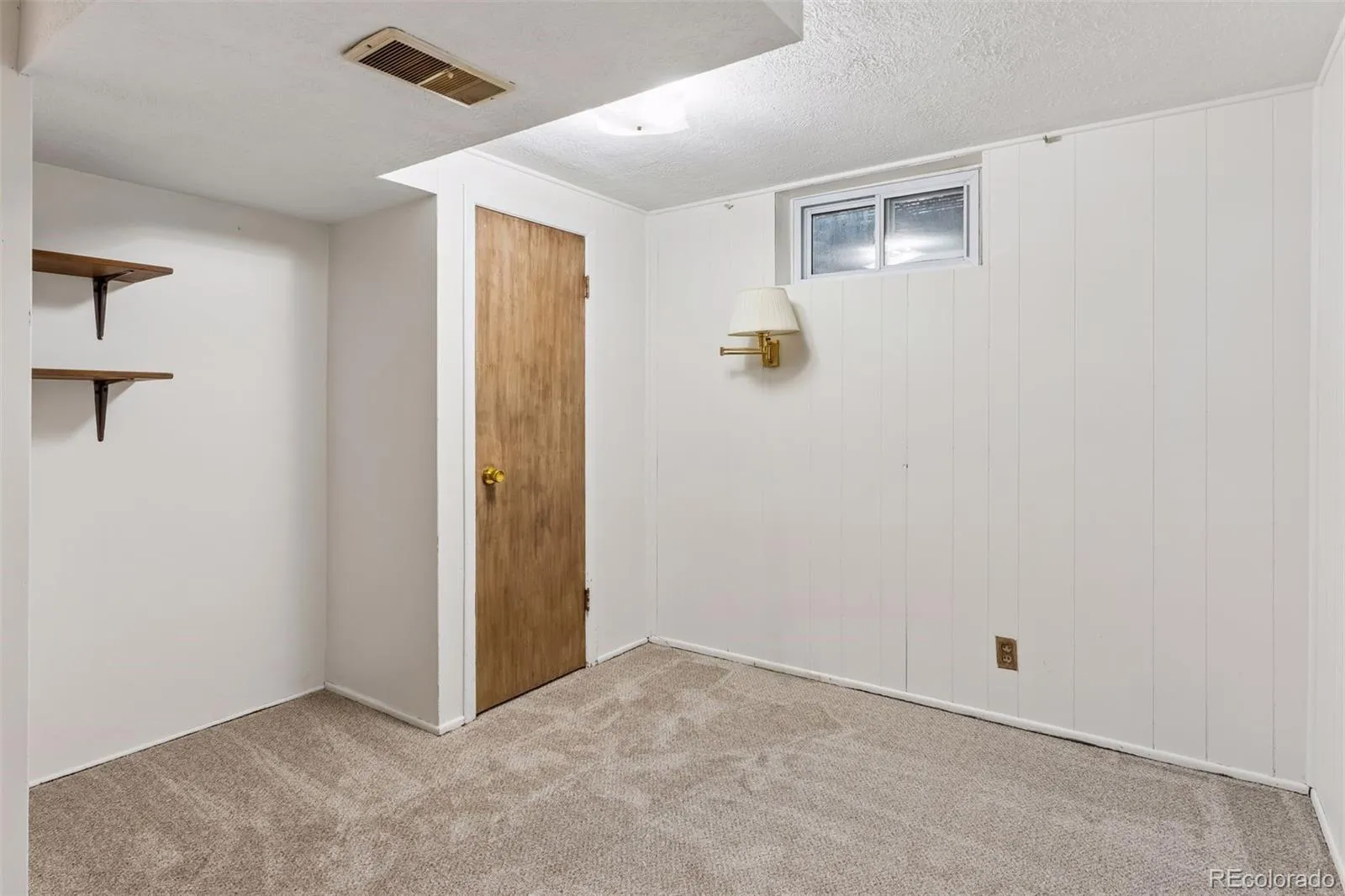 3225 W Chenango Avenue Englewood CO 80110 MLS #REC6361332 05222026221527 1600 24