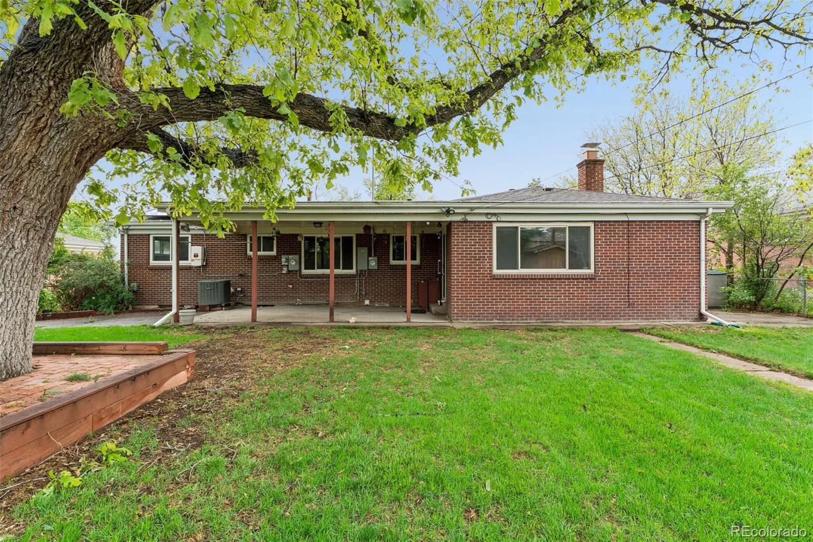 3225 W Chenango Avenue Englewood CO 80110 MLS #REC6361332 05222026221527 1600 29