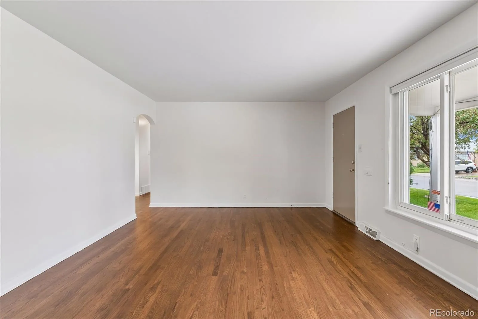 3225 W Chenango Avenue Englewood CO 80110 MLS #REC6361332 05222026221527 1600 5