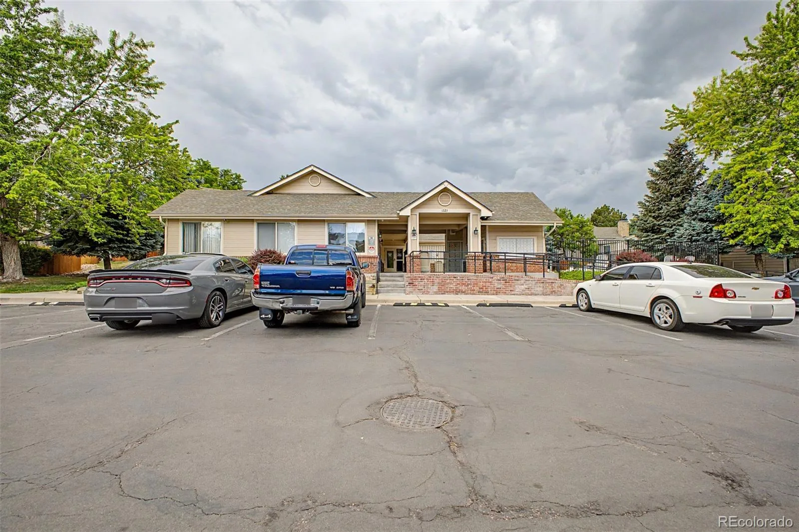 18274 E Arizona Avenue #B Aurora CO 80017 | MLS #REC3839712 09182026055219 1600 22