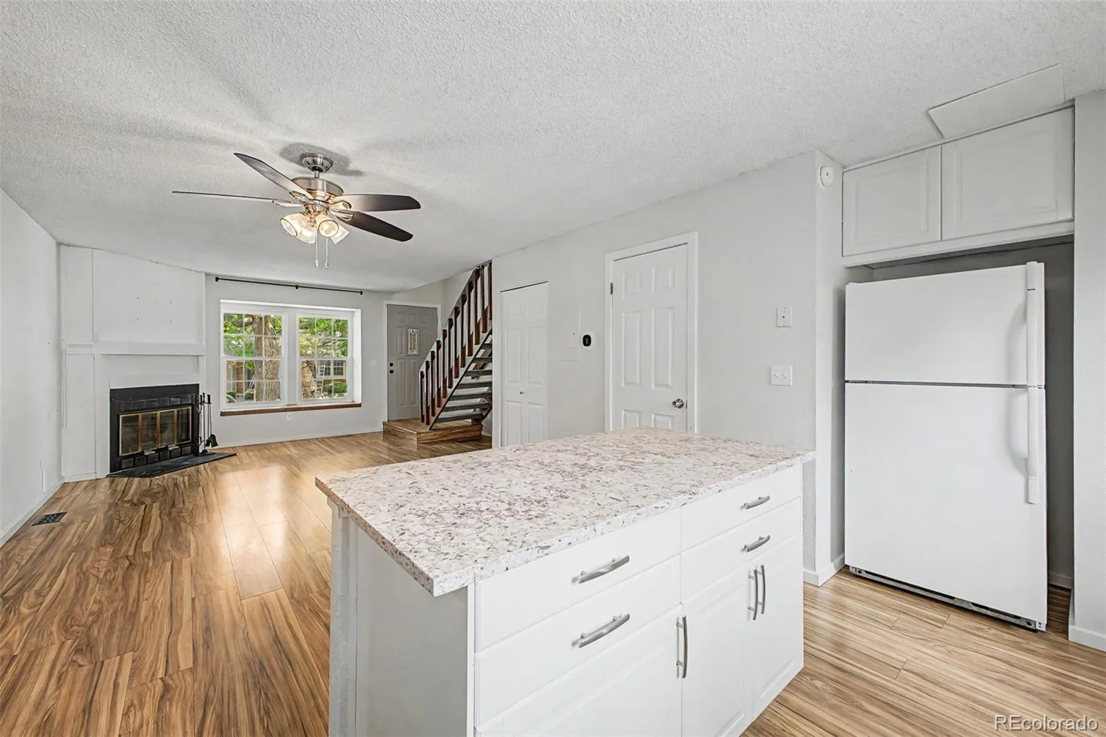 18274 E Arizona Avenue #B Aurora CO 80017 | MLS #REC3839712 09182026055219 1600 9