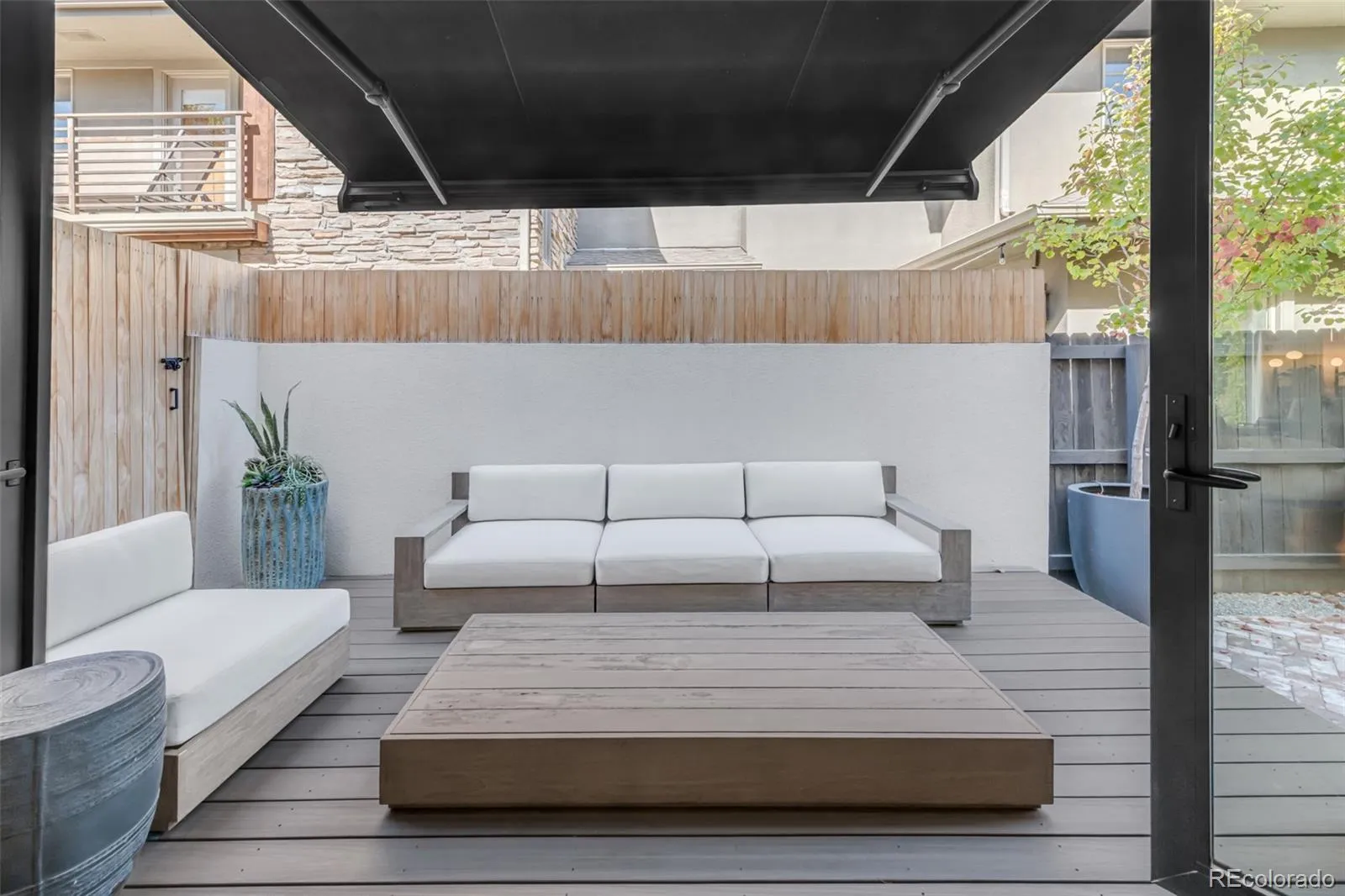 04172026060618 1600 11