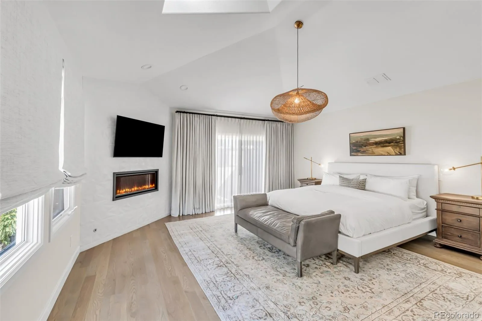 04172026060618 1600 24