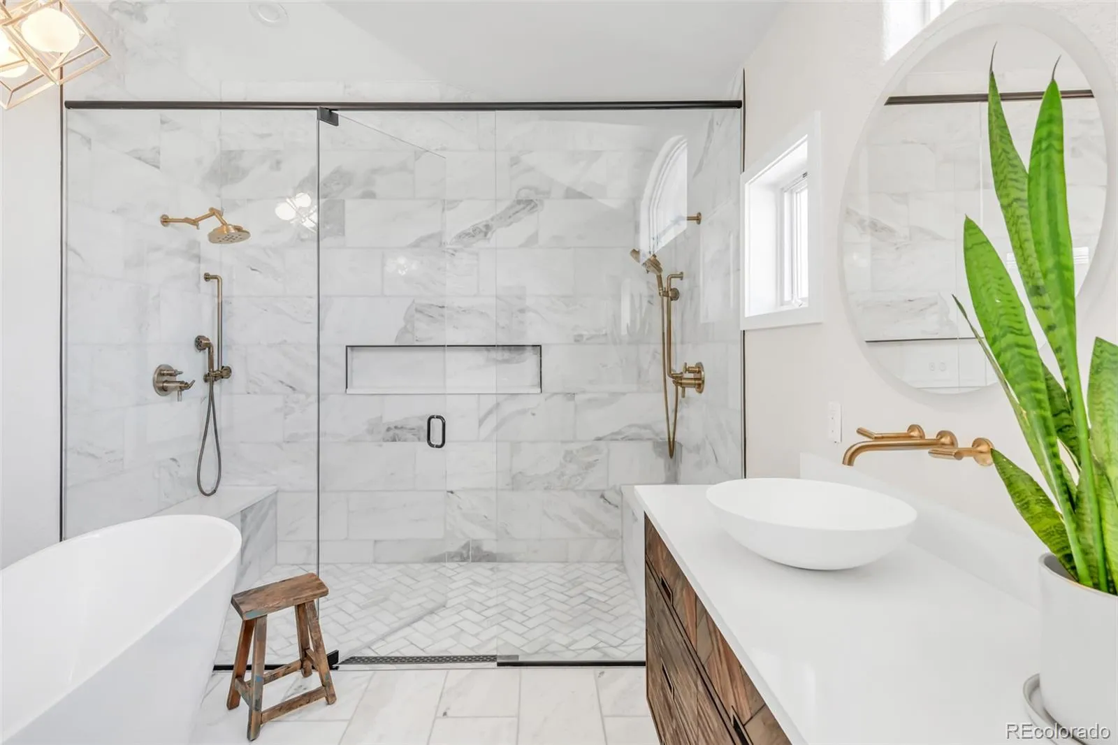 04172026060618 1600 26