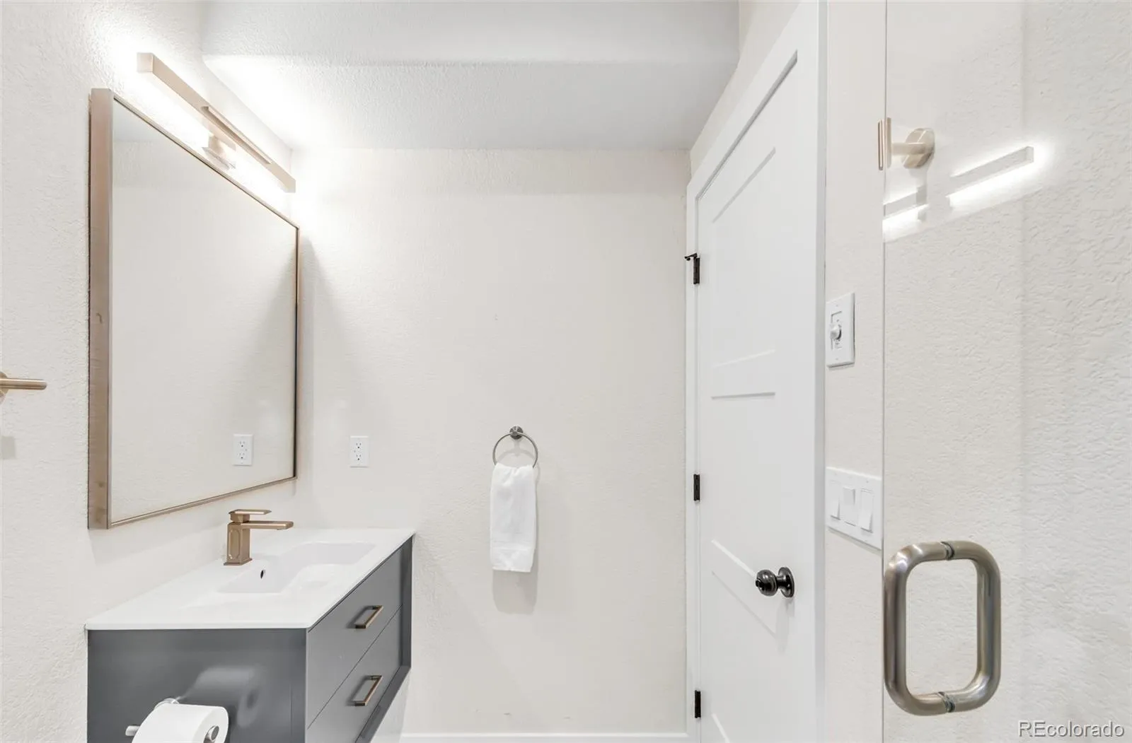 04172026060618 1600 38