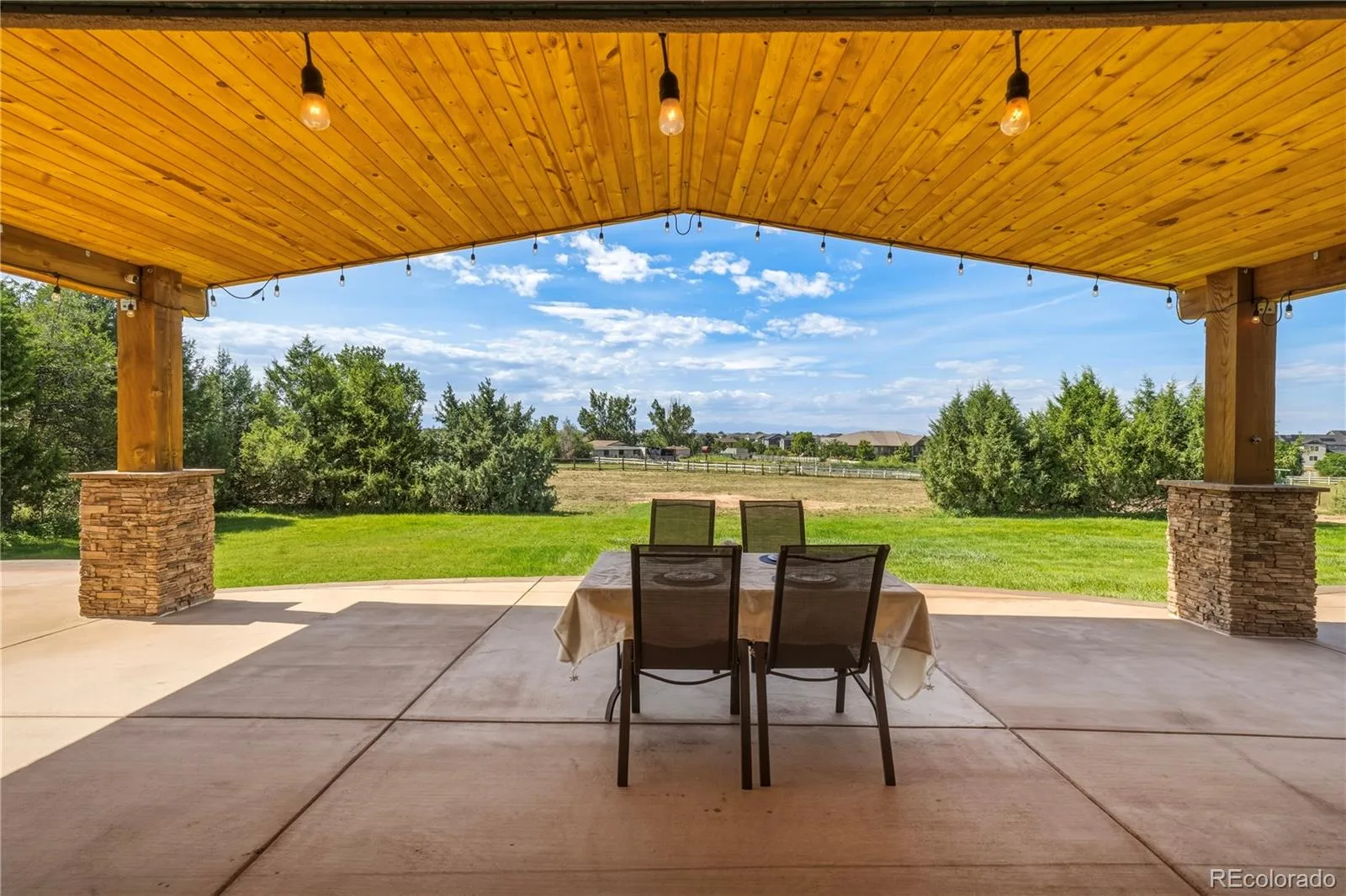 11475 Lewistown Street Commerce City CO 80022 | MLS #REC6363117 08312026051335 1600 12