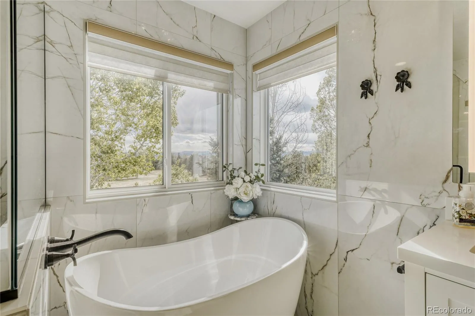 19548 E Powers Place Aurora CO 80015 MLS #REC6363192 04262026132045 1600 16
