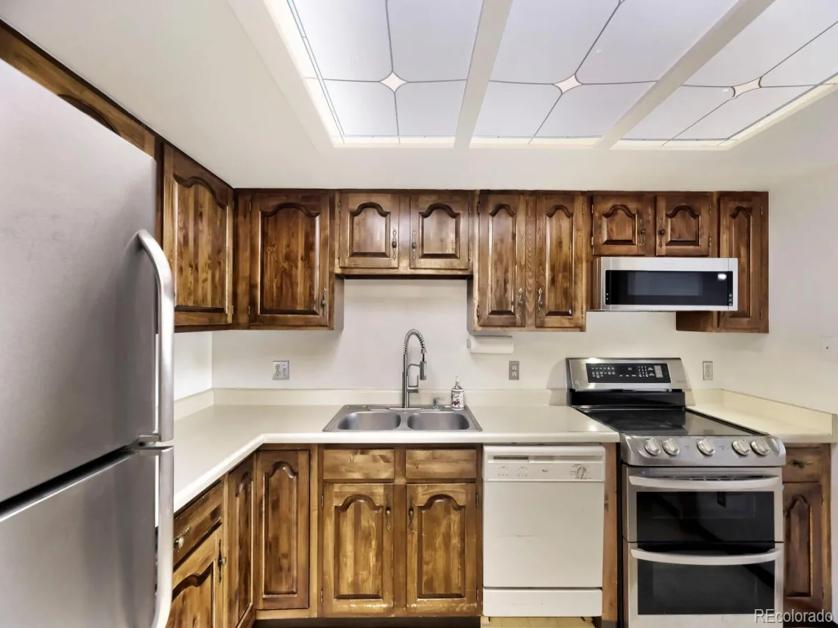 13991 E Marina Drive #102 Aurora CO 80014 | MLS #REC6364412 08252026031356 1200 1