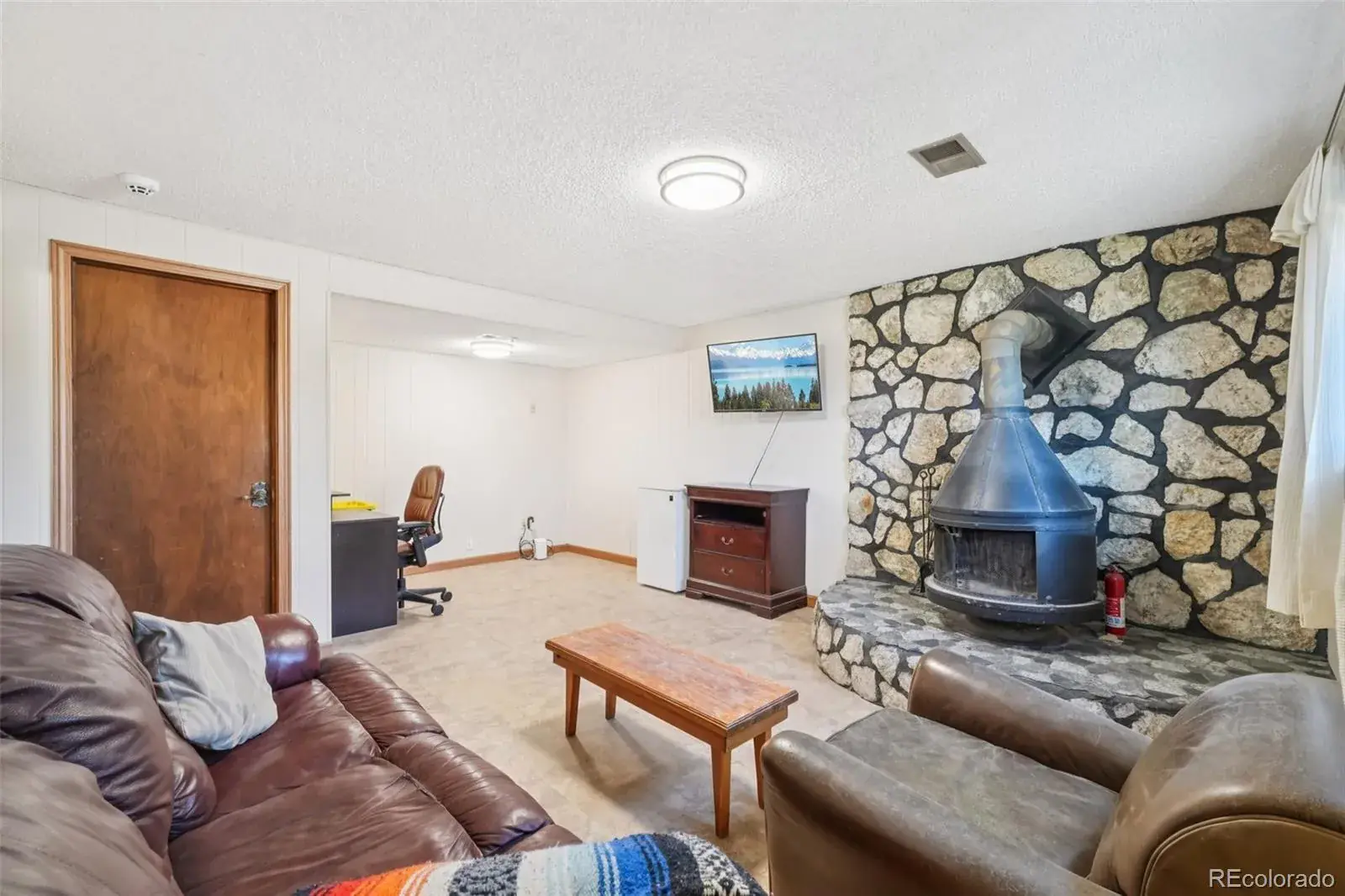 01152026230227 1600 16