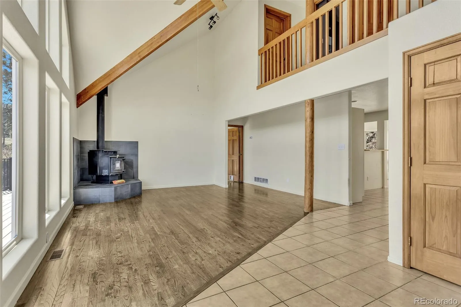 12183 Arnett Ranch Road Littleton CO 80127 | MLS #REC6369063 05162026041016 1600 1