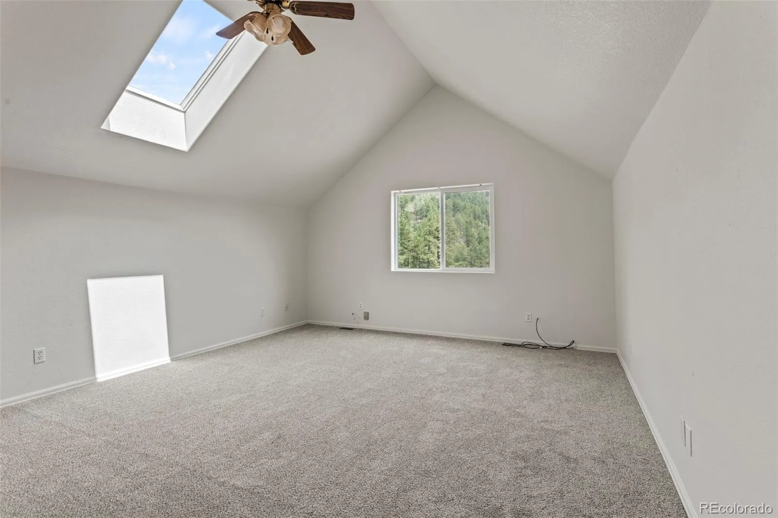 12183 Arnett Ranch Road Littleton CO 80127 | MLS #REC6369063 05162026041016 1600 18