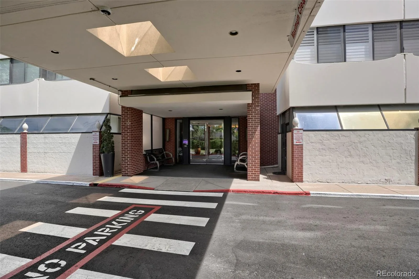 3131 E Alameda Avenue #503 Denver CO 80209 MLS #REC6369696 07132026192621 1600 35