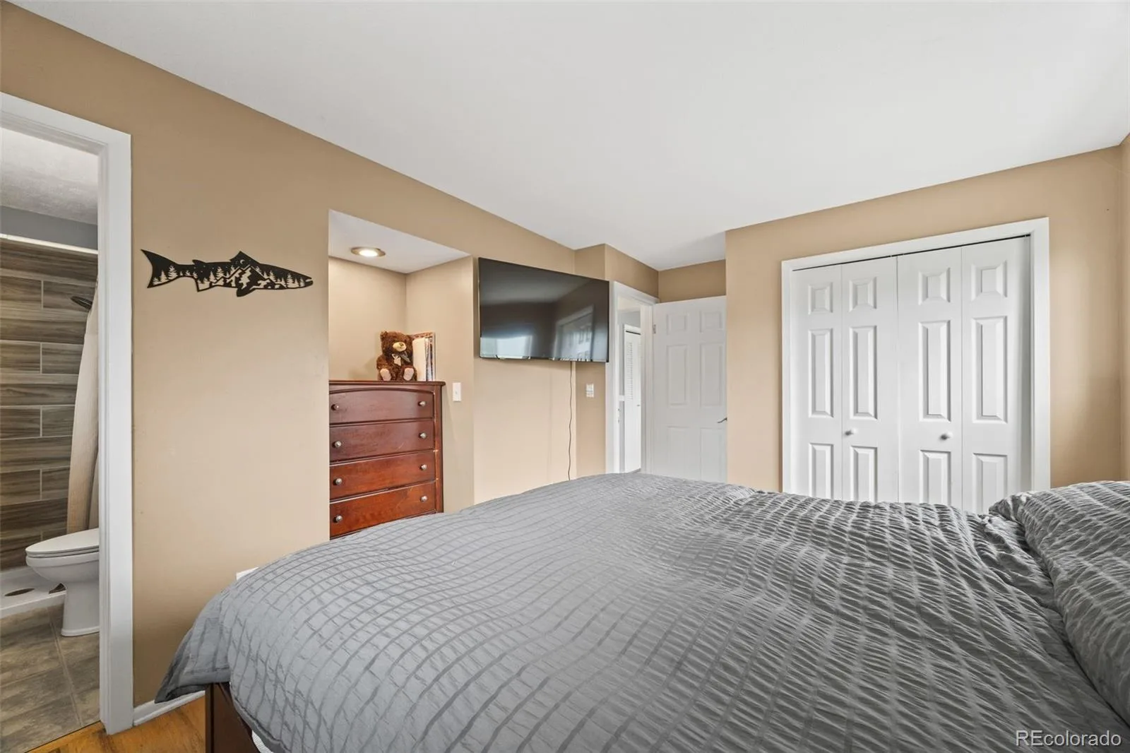 9370 W Mexico Avenue Lakewood CO 80232 | MLS #REC6370045 06112026204304 1600 22