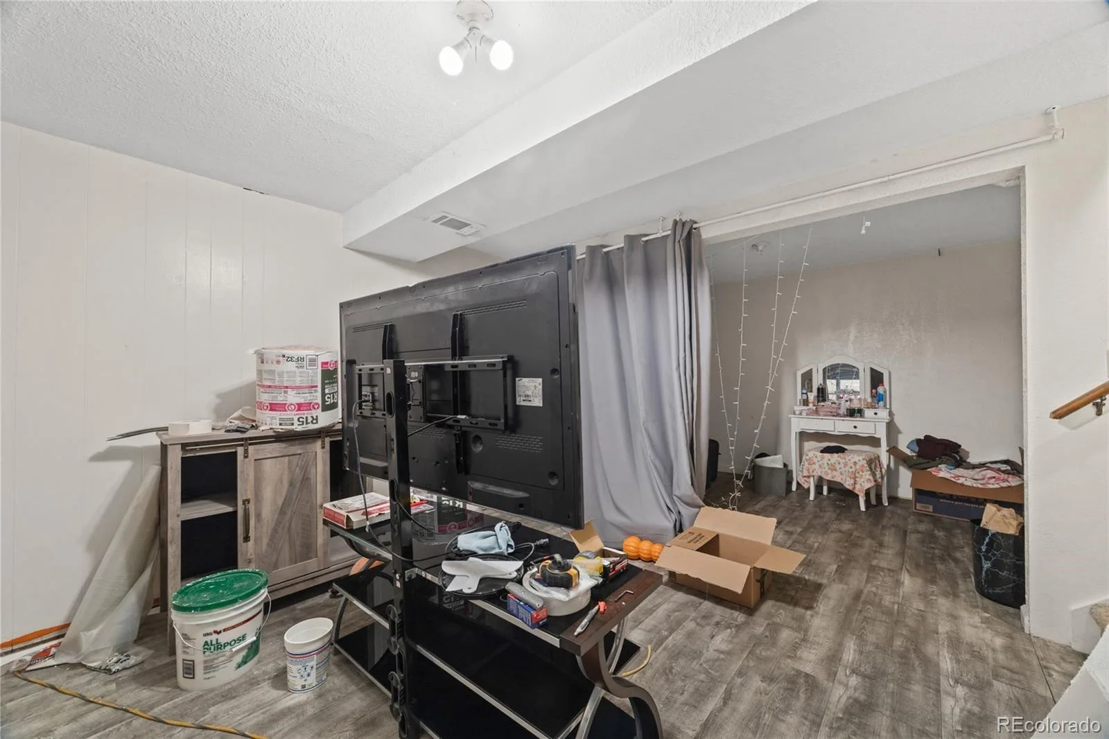 9370 W Mexico Avenue Lakewood CO 80232 | MLS #REC6370045 06112026204304 1600 29