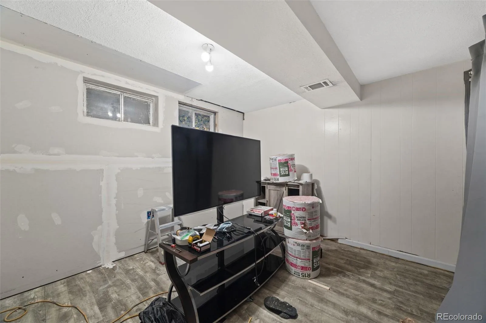 9370 W Mexico Avenue Lakewood CO 80232 | MLS #REC6370045 06112026204304 1600 32