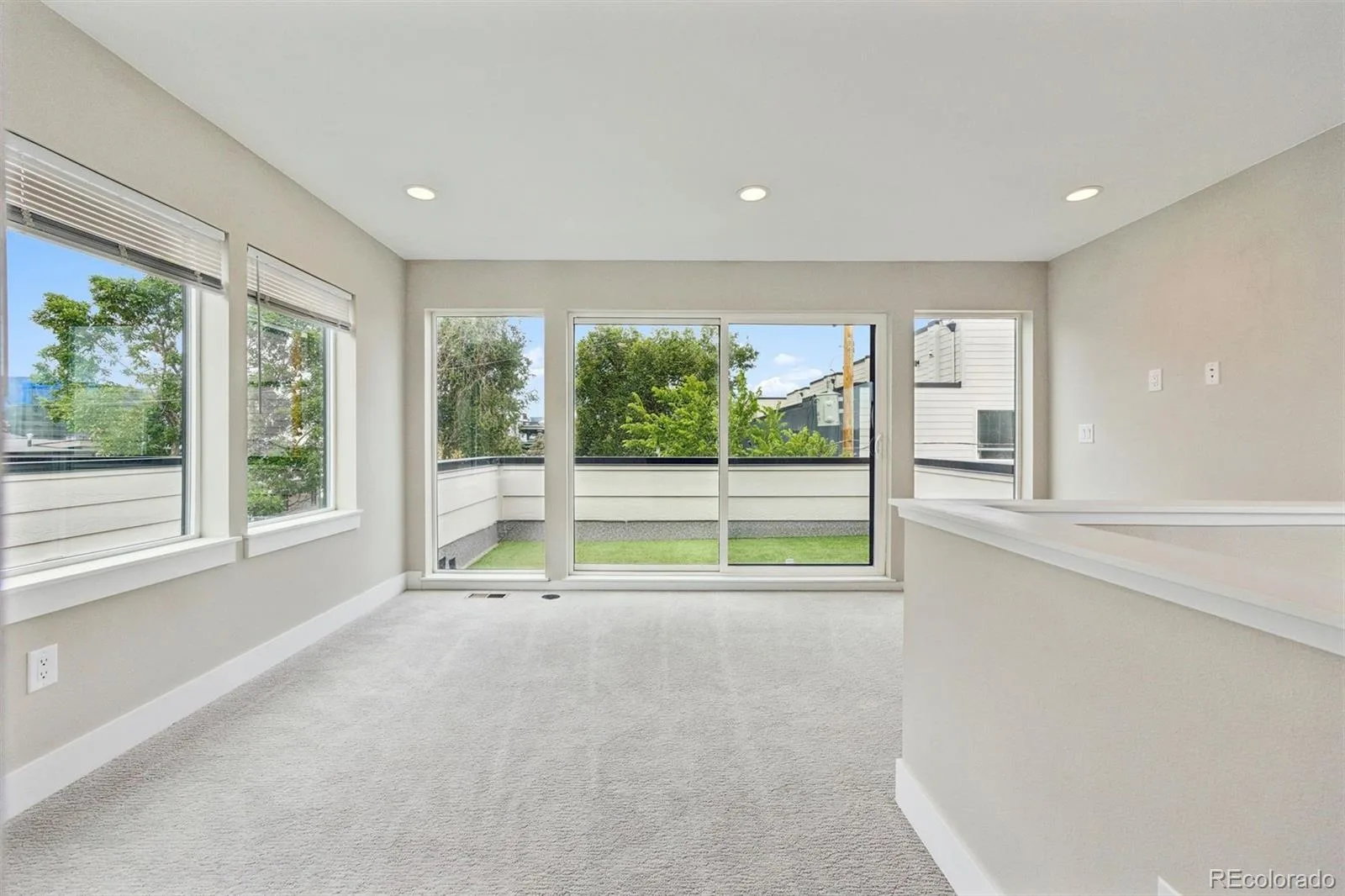 2147 S Bellaire Street Denver CO 80222 MLS #REC6371673 06252026224439 1600 20