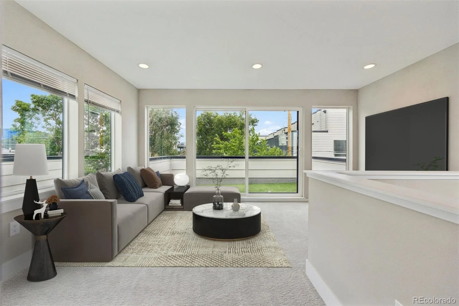 2147 S Bellaire Street Denver CO 80222 MLS #REC6371673 06252026224439 1600 21