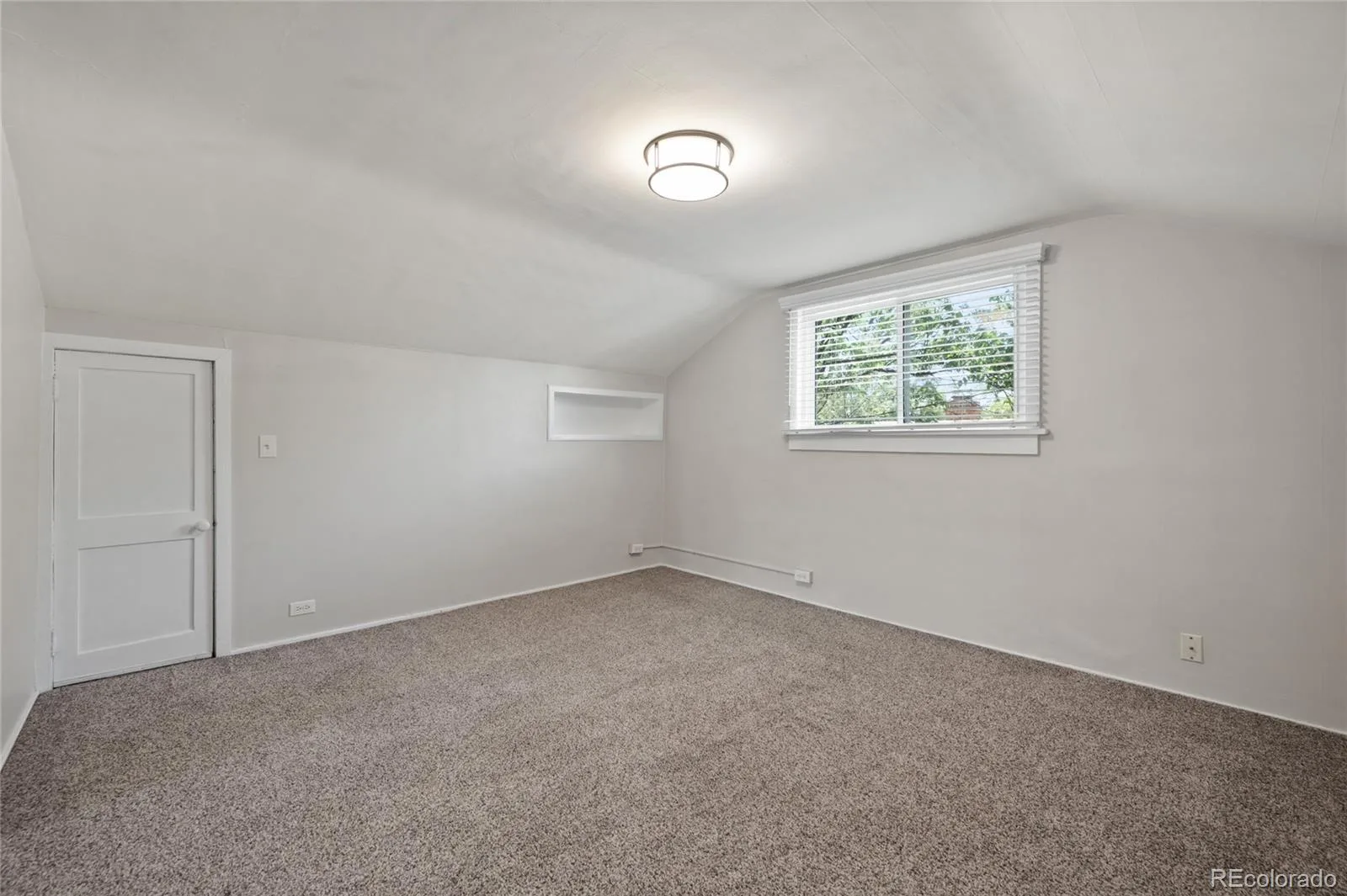 1423 S University Boulevard Denver CO 80210 MLS #REC6374063 06232026000857 1600 21