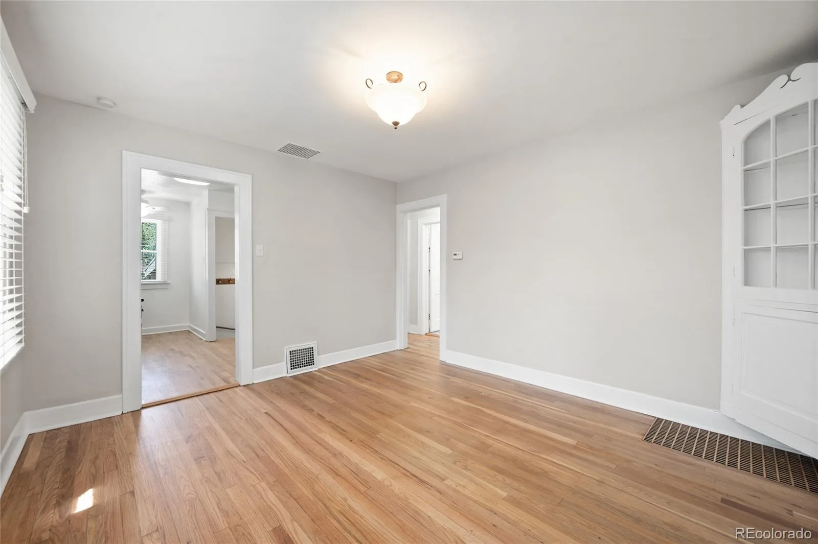 1423 S University Boulevard Denver CO 80210 MLS #REC6374063 06232026000857 1600 7