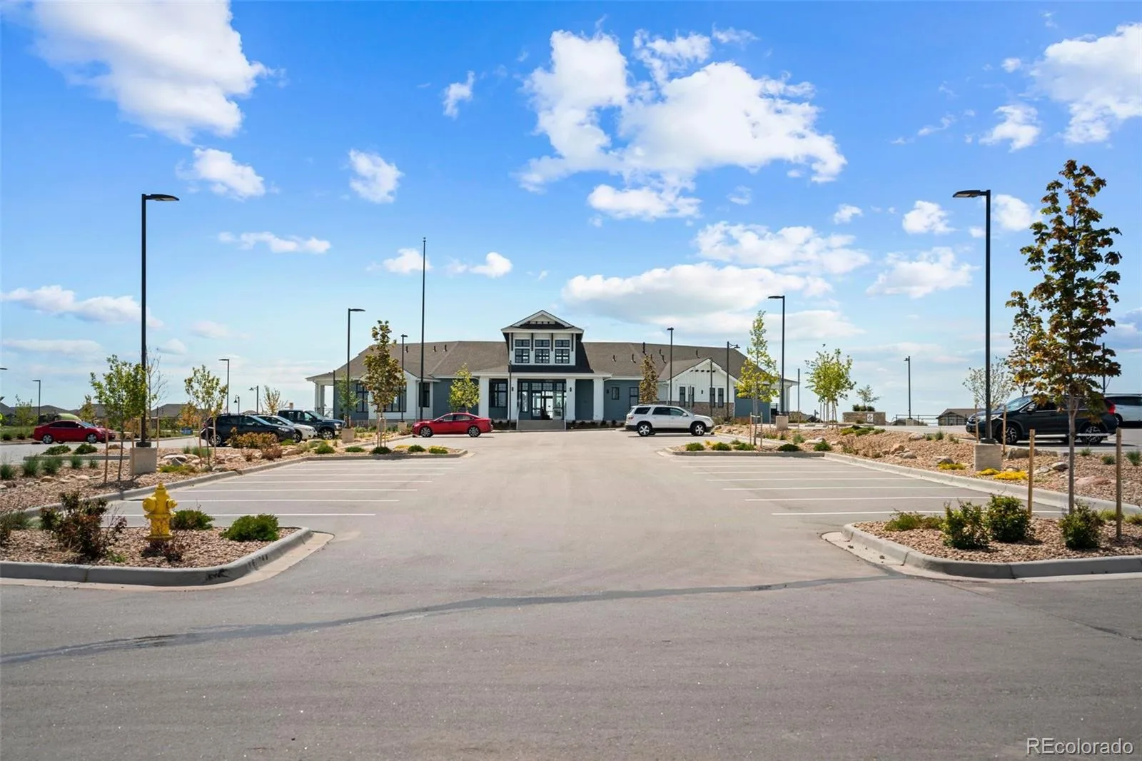 6689 S Vandriver Way Aurora CO 80016 MLS #REC6375104 06102026164414 1600 47