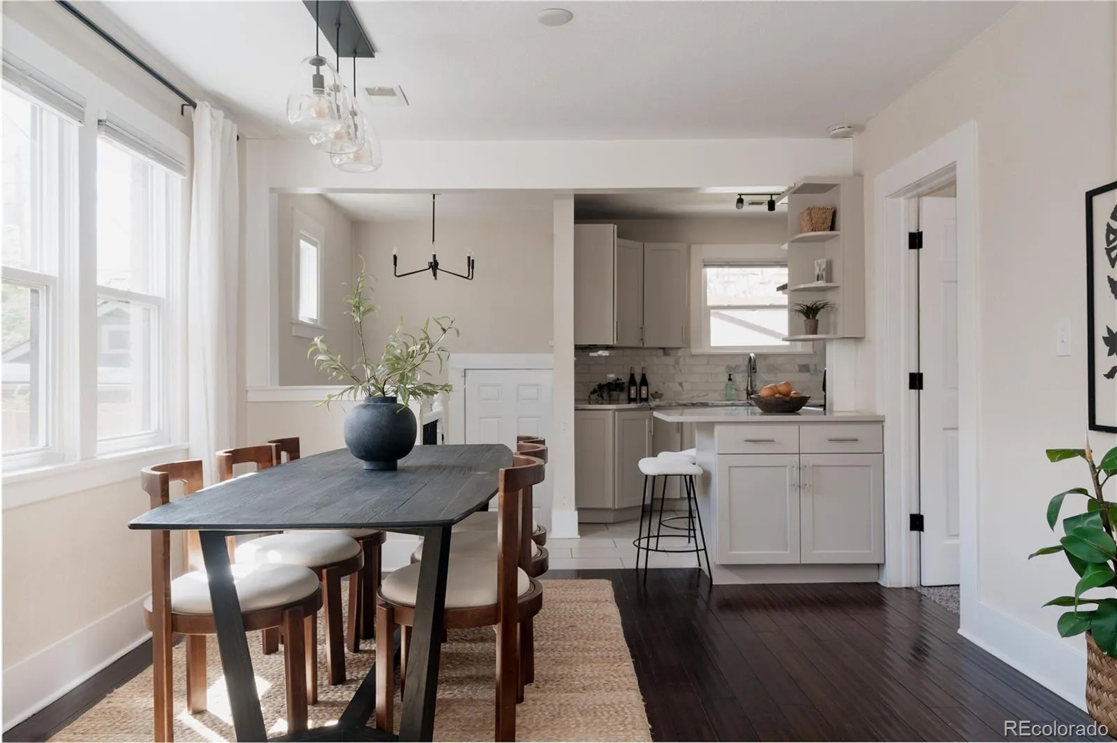 04092026230759 1600 12