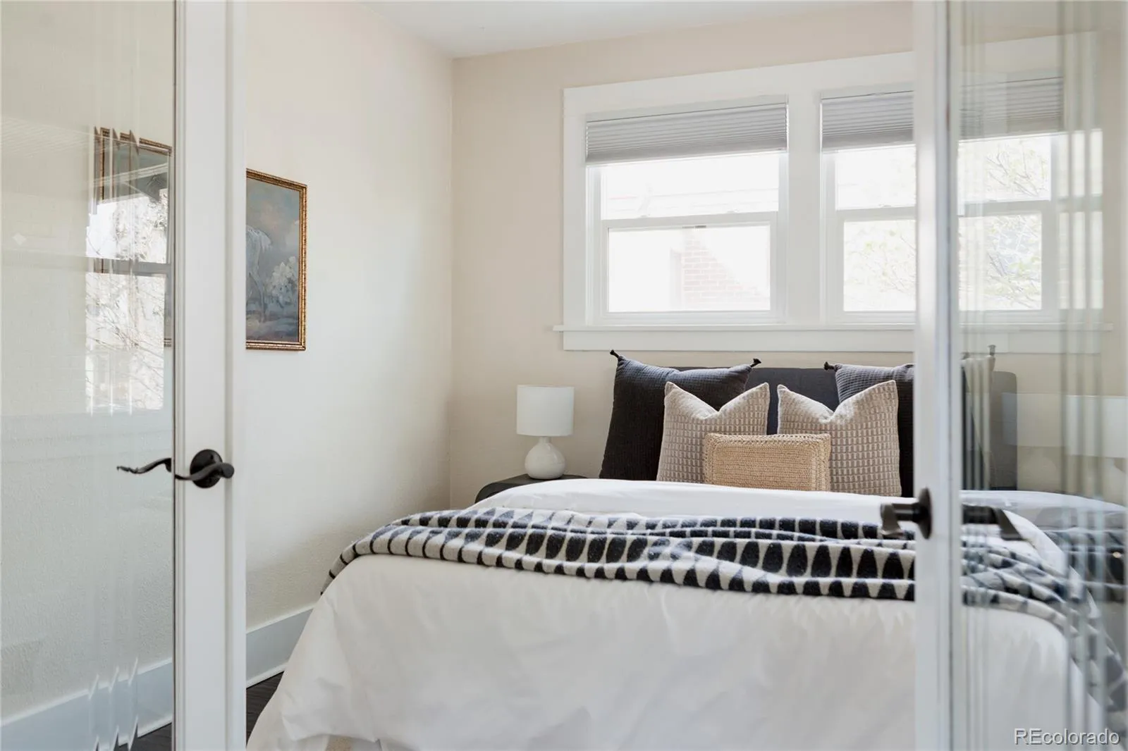 04092026230759 1600 25