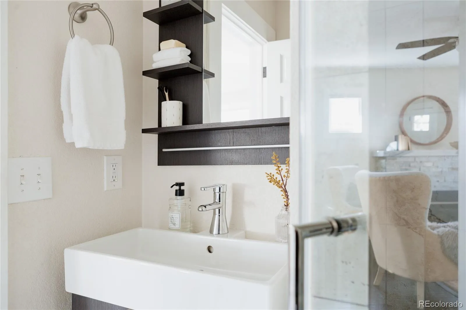 04092026230759 1600 29