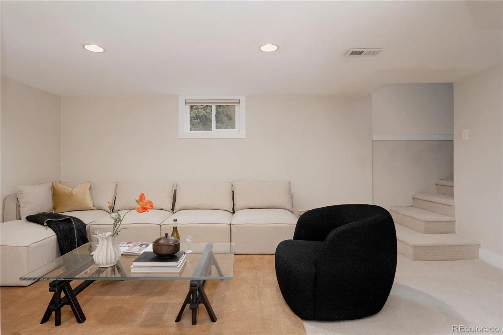 04092026230759 1600 33