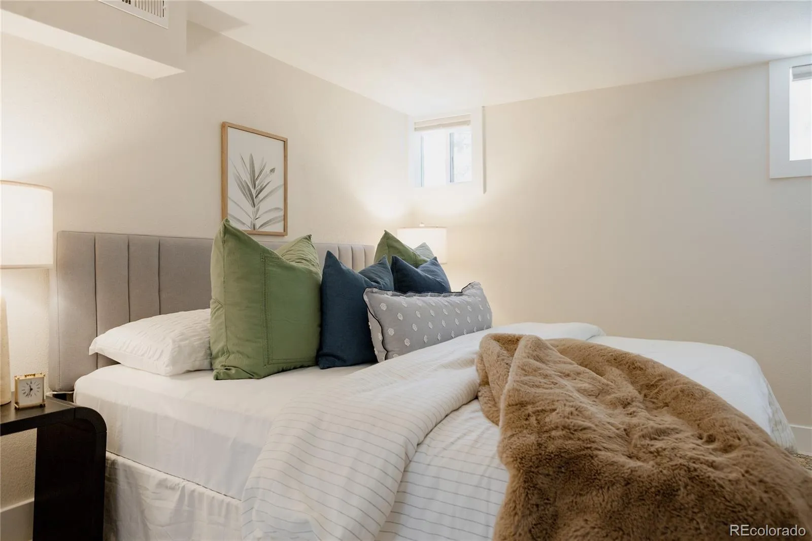 04092026230759 1600 36