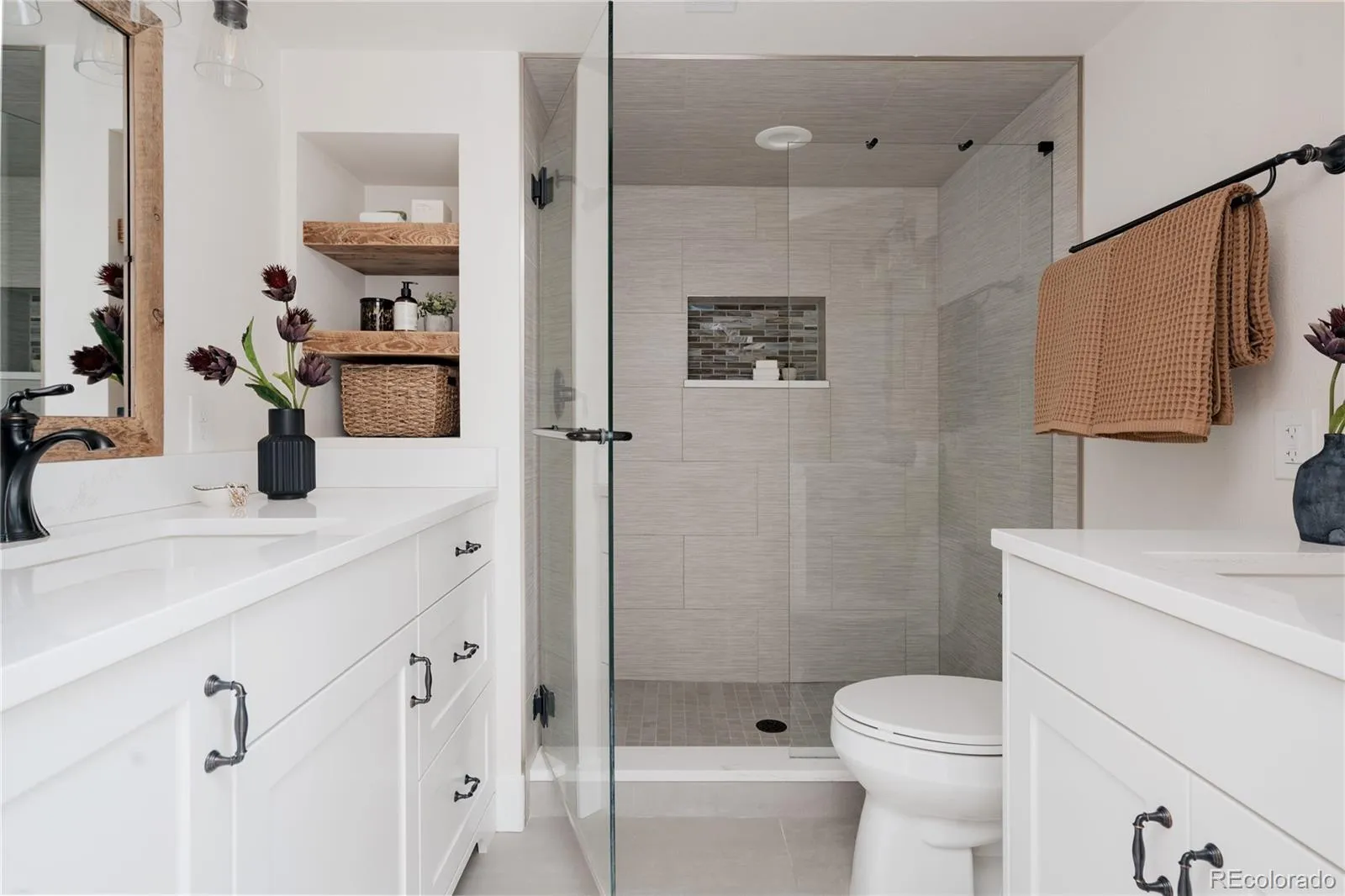 04092026230759 1600 38