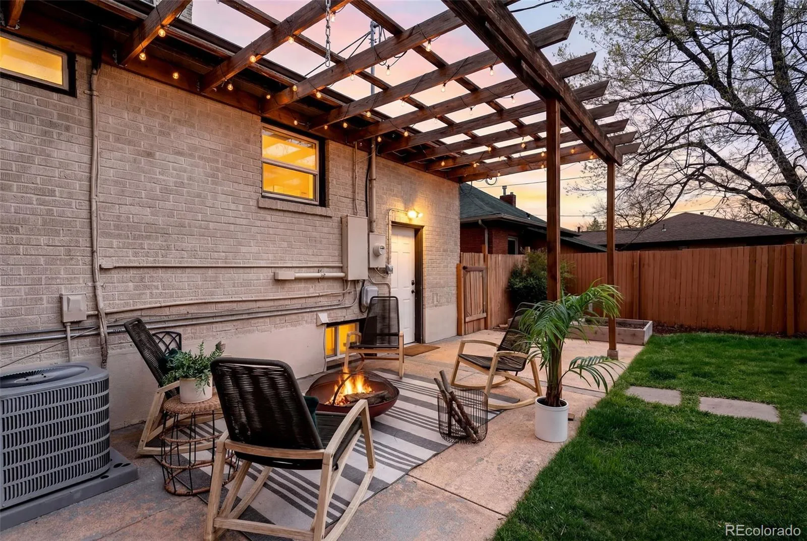 04092026230759 1600 45