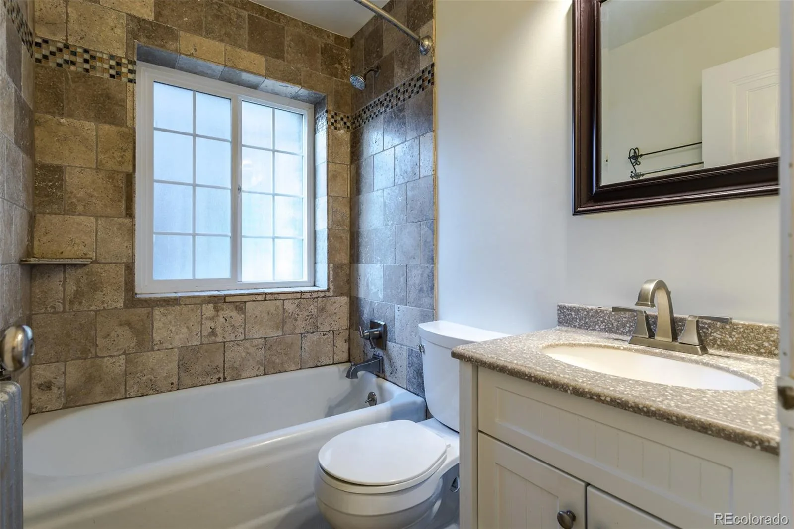 949 N Emerson Street #8 Denver CO 80218 | MLS #REC6377750 10132026214353 1600 13