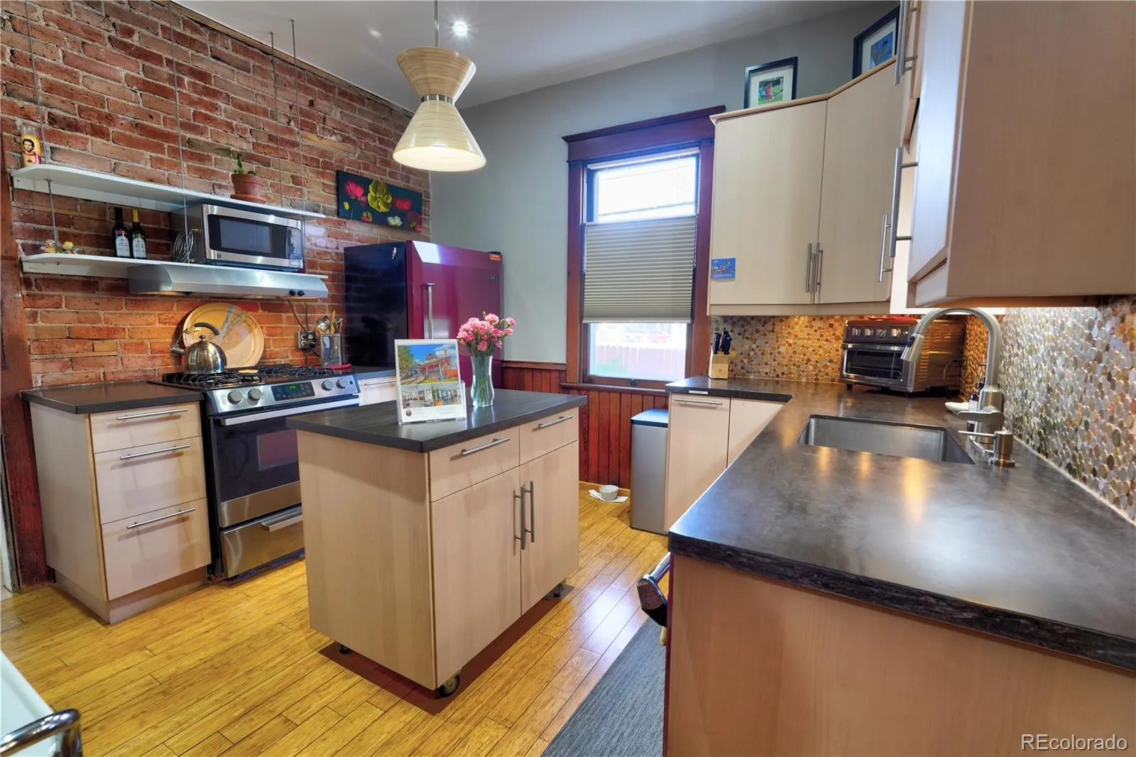 04142026230635 1600 23